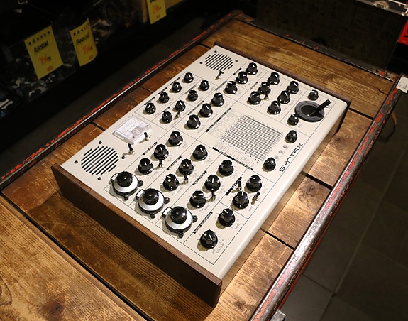 Product image 4 of 7