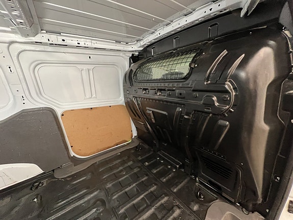 Ford Transit Connect 15 of 30