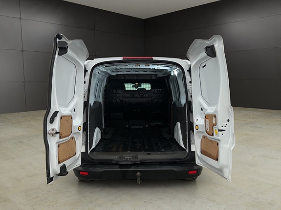 Ford Transit Connect 12 of 30