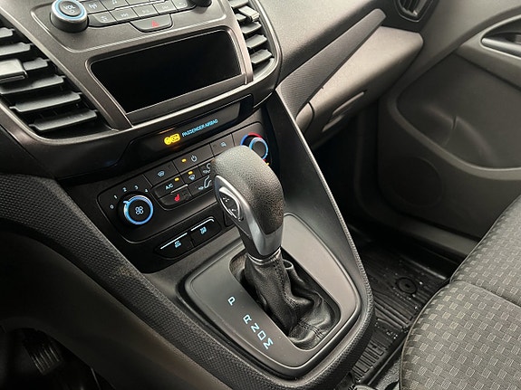 Ford Transit Connect 23 of 30