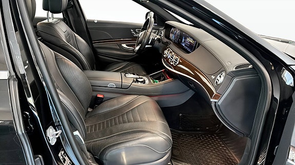 Mercedes-Benz S400 d 3 of 5