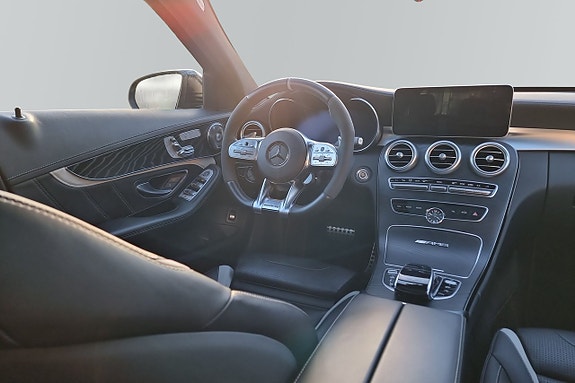 Mercedes-Benz C63 9 of 11
