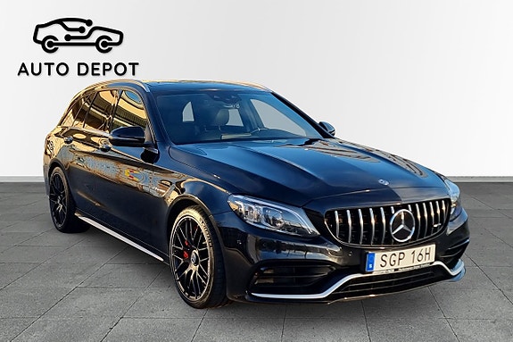 Mercedes-Benz C63 6 of 11