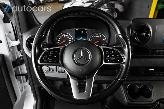 Mercedes-Benz Sprinter 211 19 of 30