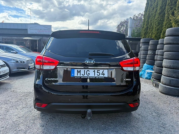 Kia Carens 5 of 5