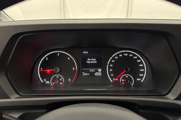 Volkswagen Caddy 18 of 30
