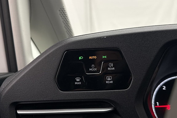 Volkswagen Caddy 14 of 30