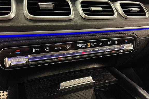 Mercedes-Benz GLE350 de 18 of 30