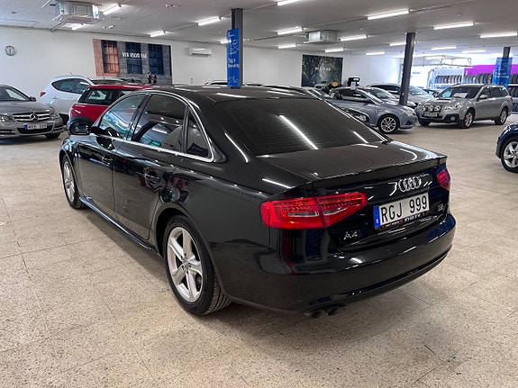 Audi A4 4 of 5