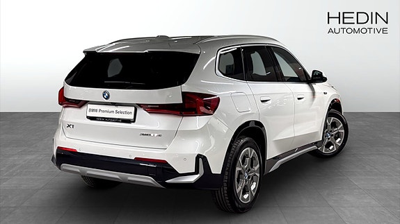 BMW X1 2 of 5