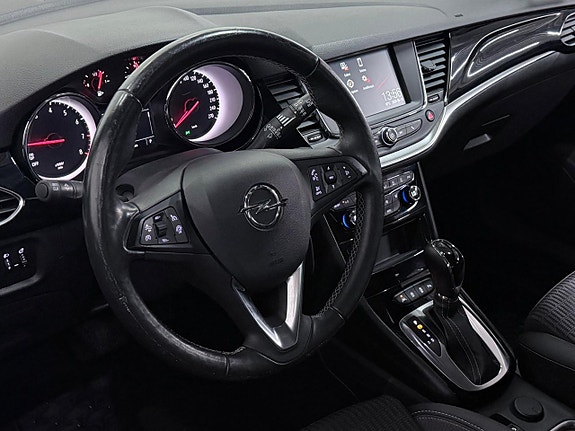 Opel Astra 2 of 5