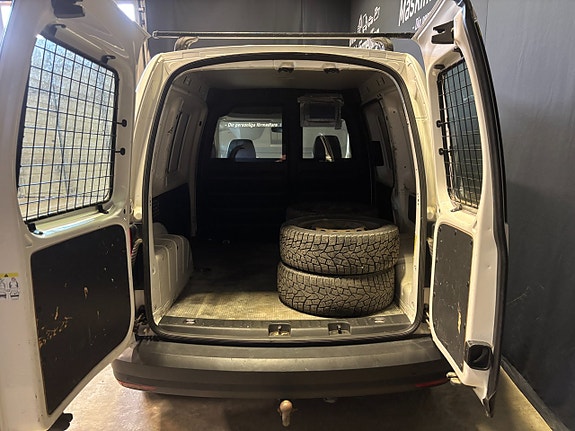 Volkswagen Caddy 10 of 13