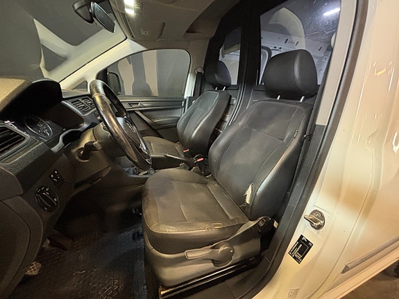 Volkswagen Caddy 5 of 5