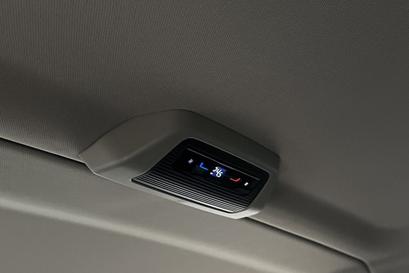 Volkswagen Multivan 23 of 29