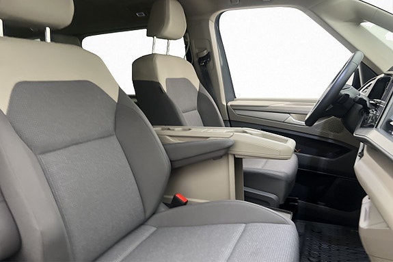 Volkswagen Multivan 28 of 29