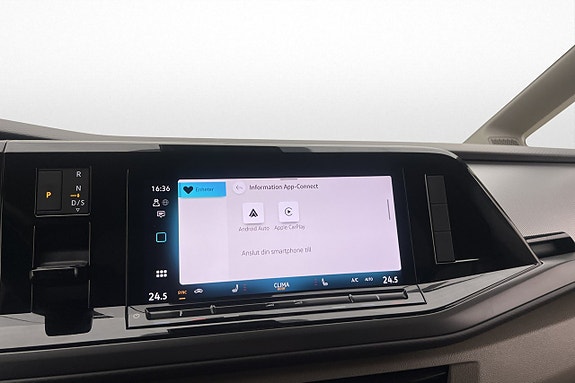 Volkswagen Multivan 21 of 29