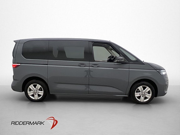 Volkswagen Multivan 2 of 29