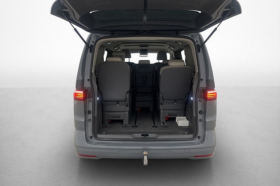 Volkswagen Multivan 11 of 29