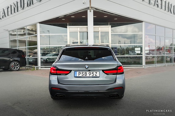 BMW 520d 4 of 5