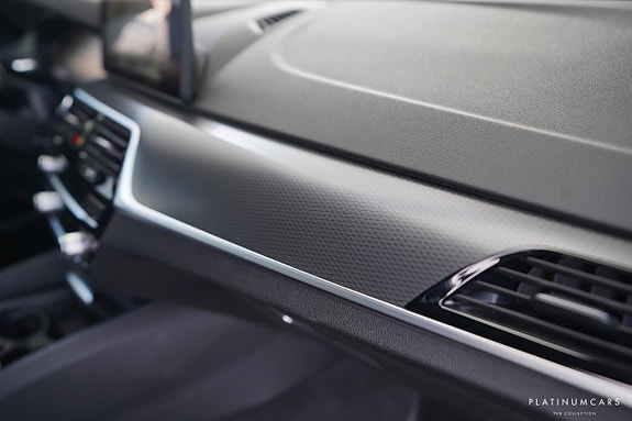BMW 520d 16 of 20