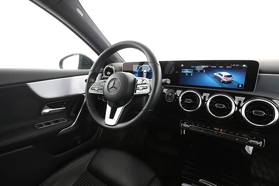 Mercedes-Benz A200 14 of 30