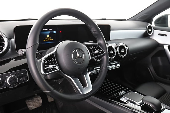 Mercedes-Benz A200 12 of 30