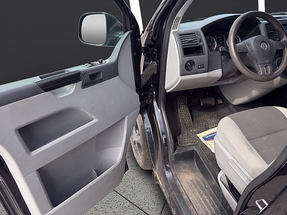 Volkswagen Transporter 14 of 25