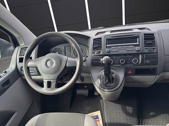 Volkswagen Transporter 23 of 25