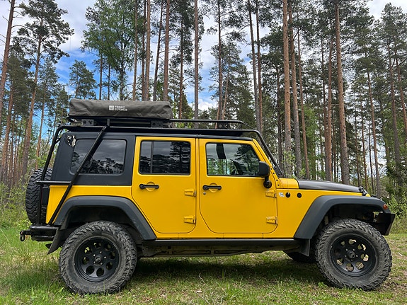 Jeep Wrangler Unlimited 5 of 5