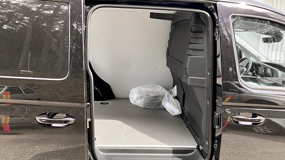 Volkswagen Caddy 11 of 12