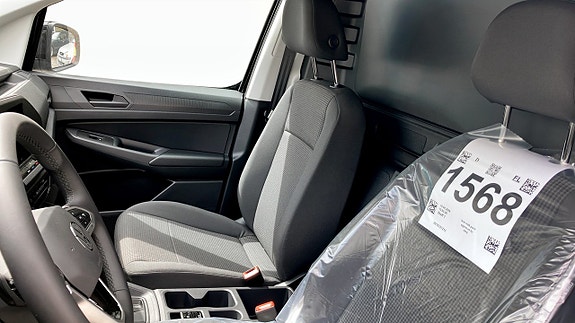 Volkswagen Caddy 8 of 12