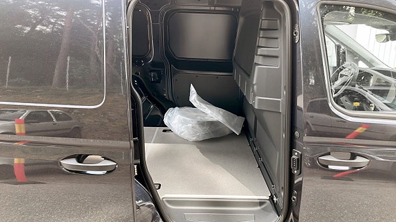 Volkswagen Caddy 11 of 12