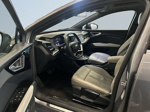 Audi Q4 e-tron 7 of 19