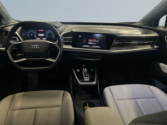 Audi Q4 e-tron 8 of 19