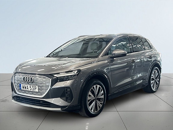 Audi Q4 e-tron 16 of 19