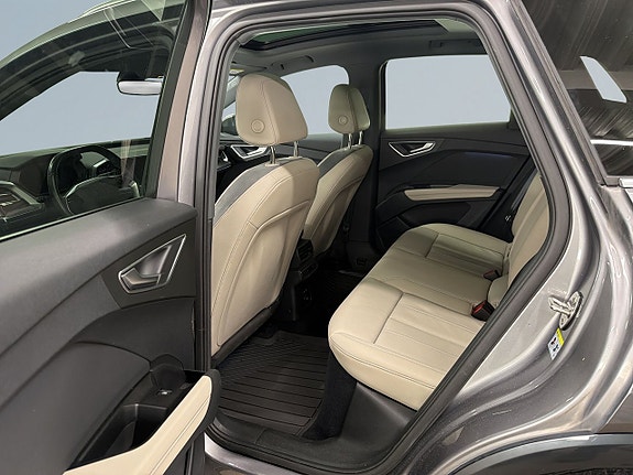 Audi Q4 e-tron 13 of 19
