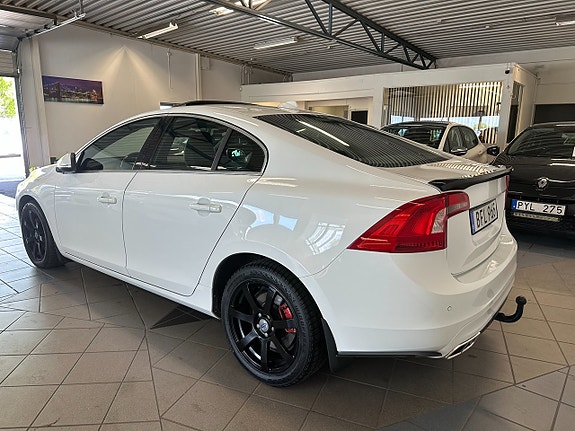 Volvo S60 6 of 16