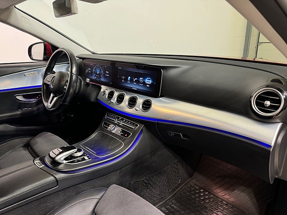 Mercedes-Benz E220 d 4 of 5
