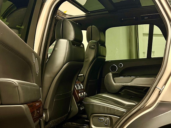 Land Rover Range Rover 14 of 27