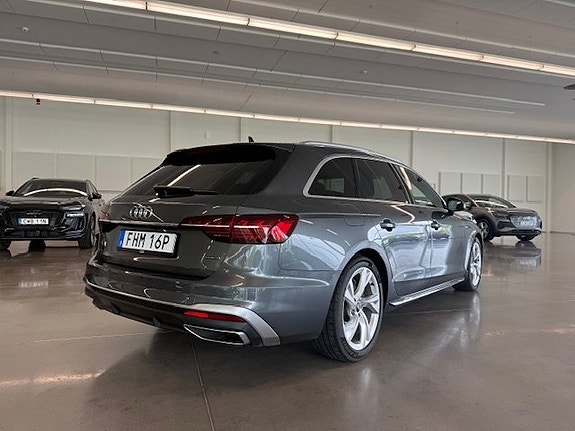Audi A4 4 of 5