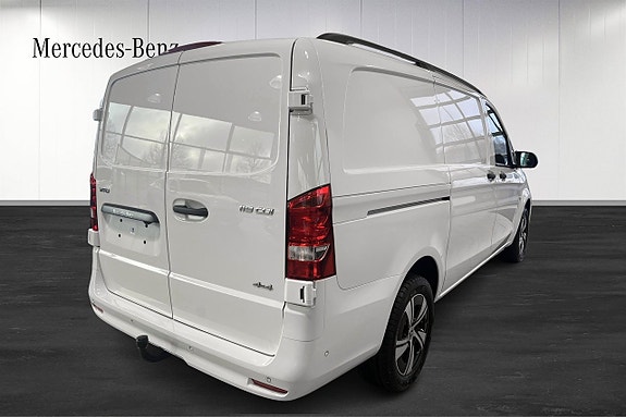 Mercedes-Benz Vito 119 3 of 5