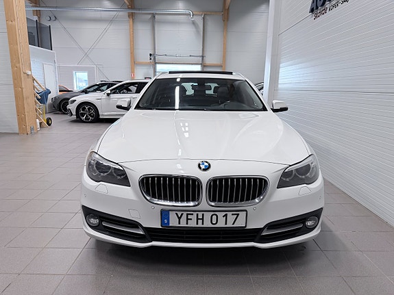 BMW 520d 2 of 5