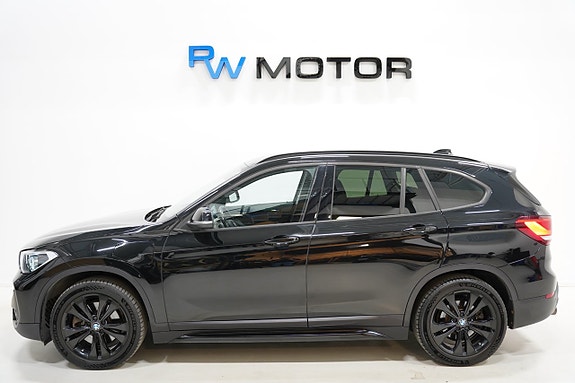 BMW X1 3 of 5