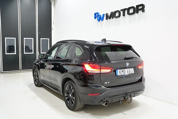 BMW X1 4 of 5