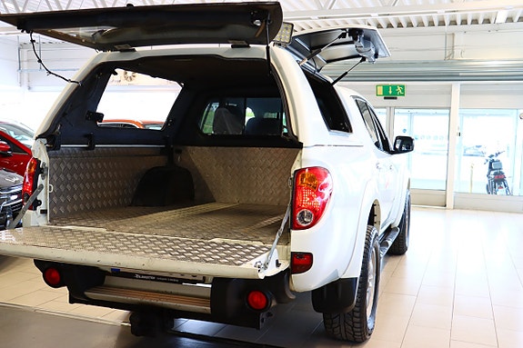 Mitsubishi L200 24 of 25