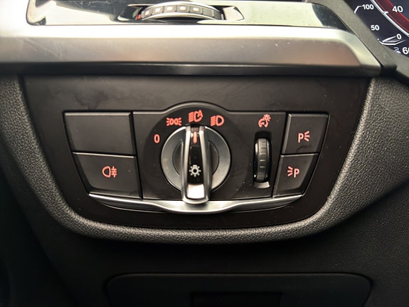 BMW iX3 18 of 30