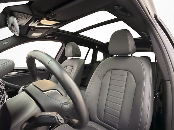 BMW iX3 14 of 30