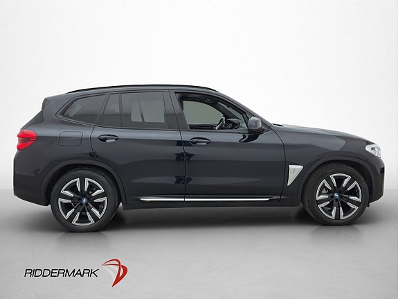BMW iX3 10 of 30
