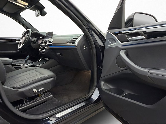 BMW iX3 30 of 30