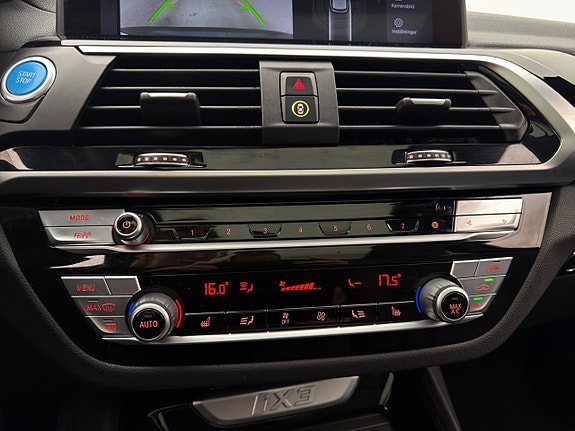 BMW iX3 27 of 30